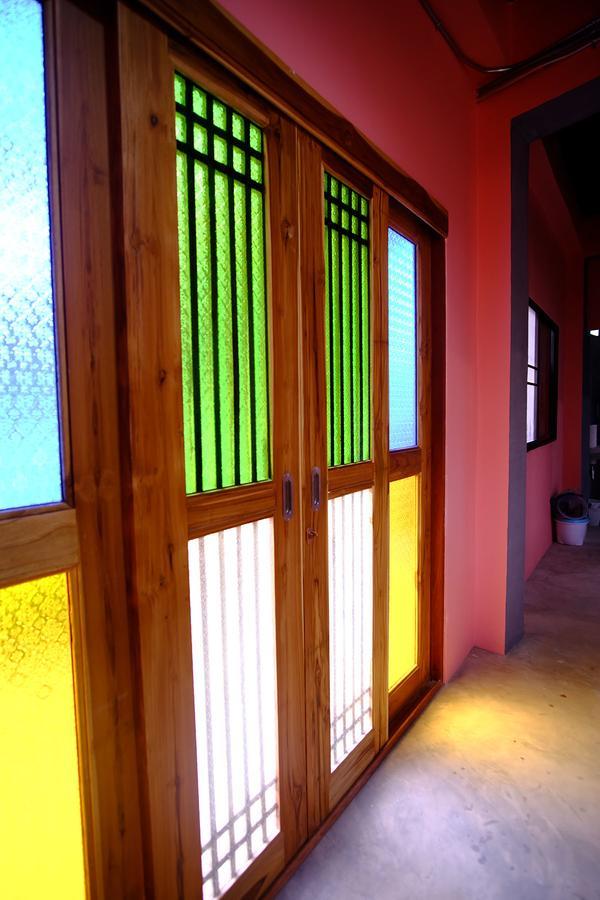 Nap Corner Hostel Phitsanulok Extérieur photo